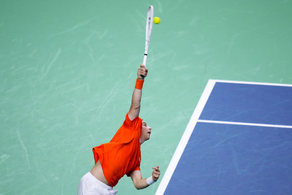 前斯托克队长批评英超半场采访规定：搞这个的人一定没踢过球